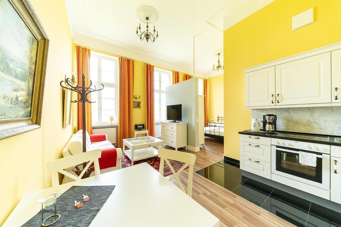 Appartement Gutshaus Gross Helle à Mölln Extérieur photo