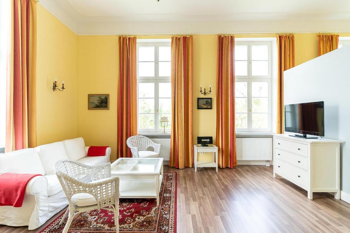 Appartement Gutshaus Gross Helle à Mölln Extérieur photo