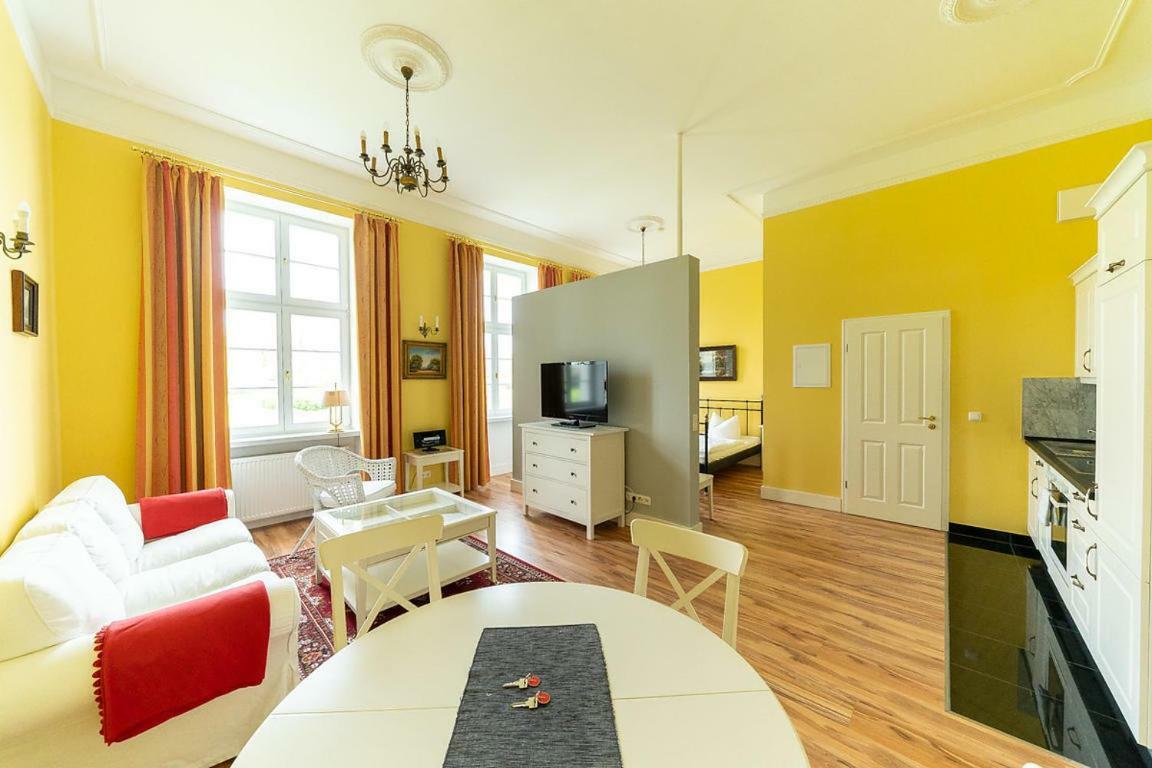 Appartement Gutshaus Gross Helle à Mölln Extérieur photo